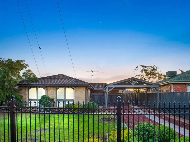 YOUR NEXT FAMILY HOME !!