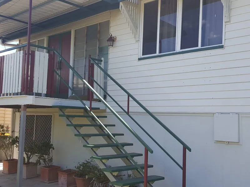 RESIDENCE ON 2 LEVELS PLUS A DETACHED SHOP AND A  2 BAY SHED - OPERATE YOUR BUSINESS AND LIVE ON SITE.