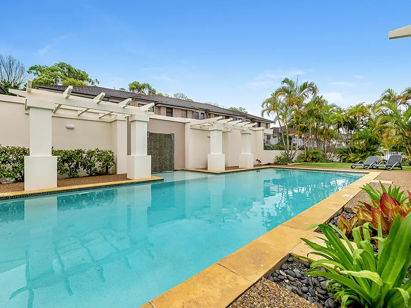 IN THE HEART OF VARSITY LAKES