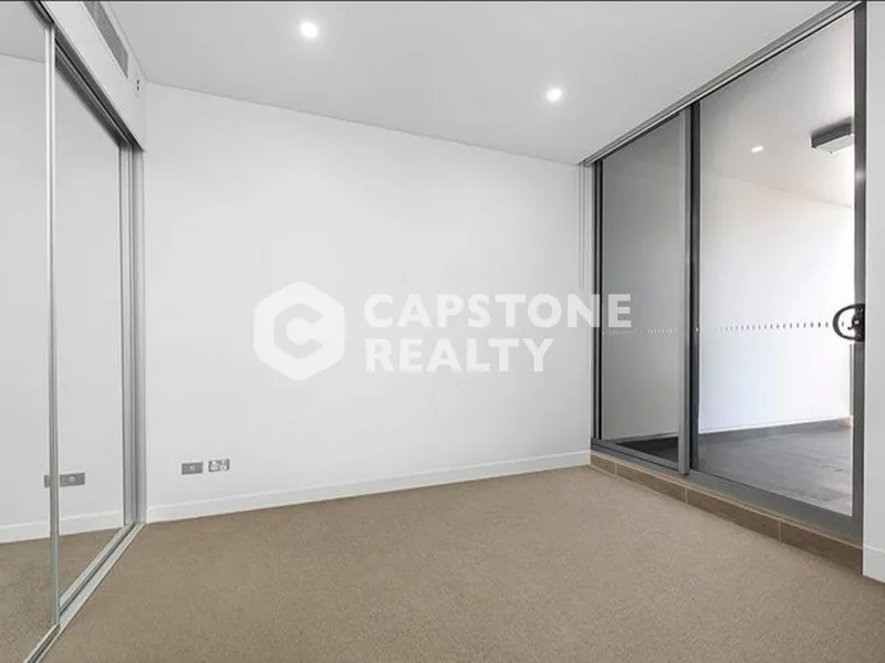 One Bedroom and Study| Facilities| Spacious Balcony