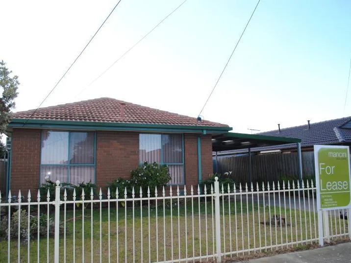 THREE BEDROOM FAMILY HOME!