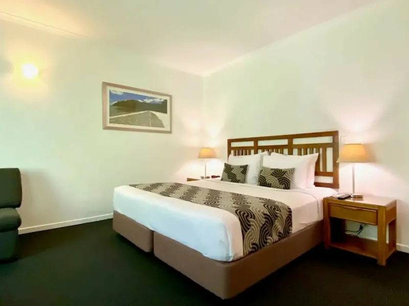 PRACTICAL STUDIO APARTMENT
