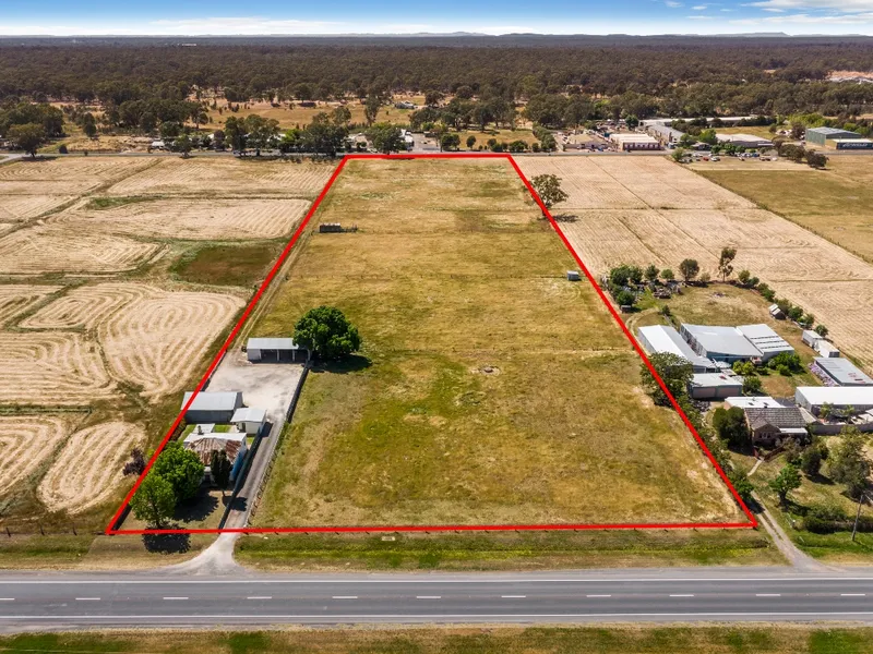 PRIME DEVELOPMENT LAND –  4.02Ha - 9.95 ACRES