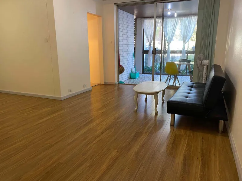 Furnished 2 Bedroom Apartment in a Prime Location 