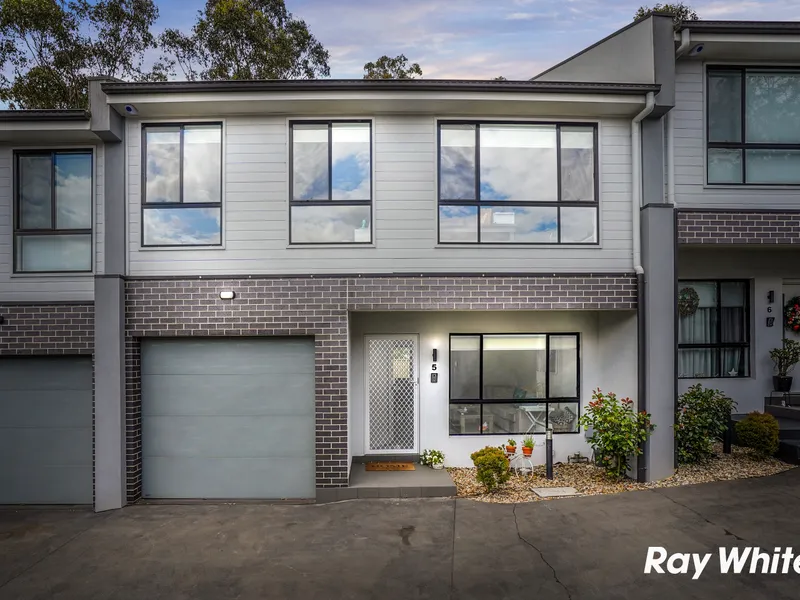 Contemporary 3 Bedroom Townhouse