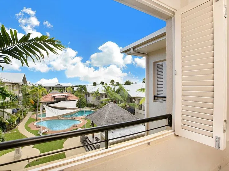 Beautifully maintained unit at The Beaches