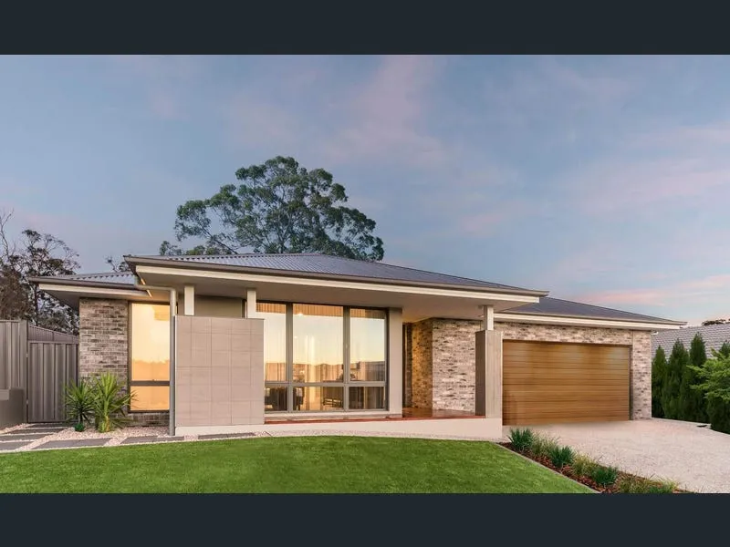 Only 7.8 KM Forn CBD!! Best location!!! Get Your brand new house before Christmas!!!