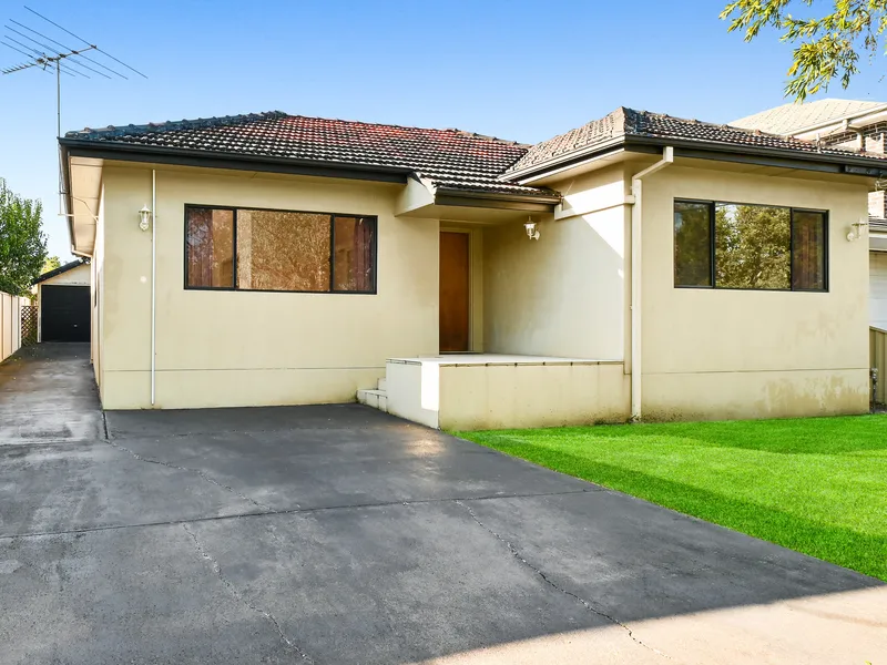 Charming 3 Bedroom Family Home in the Heart of Padstow