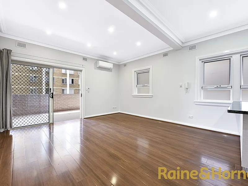 Conveniently located 2 bedroom home with Lock-up Garage in Burwood.