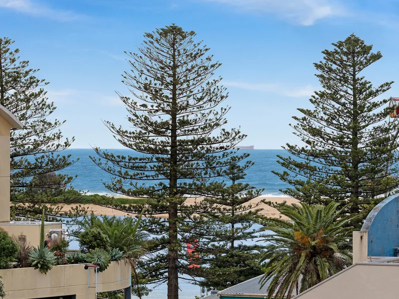 Beautiful top floor apartment with stunning views