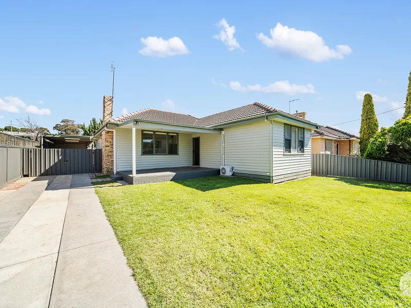 Beautifully renovated family home  in prime Golden Square location