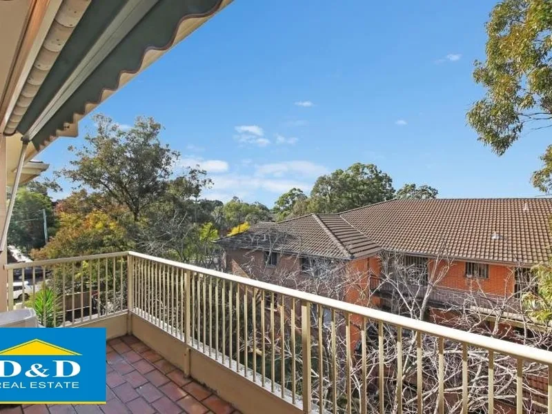 Delightful 3 Bedroom Unit. Fantastic Location  Modern Interior. Garage plus Car Space. Walk to Station & Shopping Centre