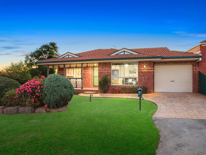 Instantly Appealing in a Prized Location