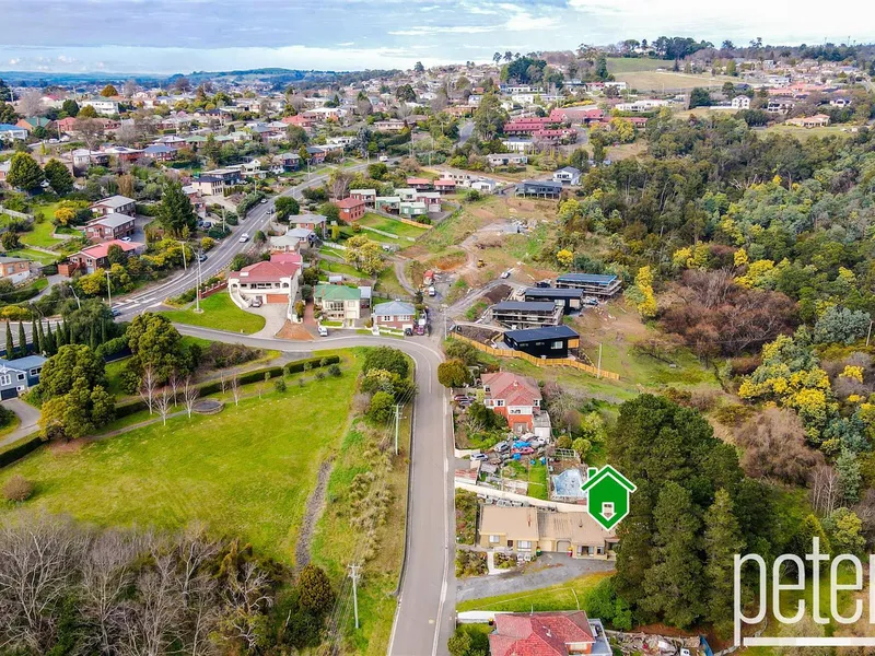 Easy Life On Rose Lane