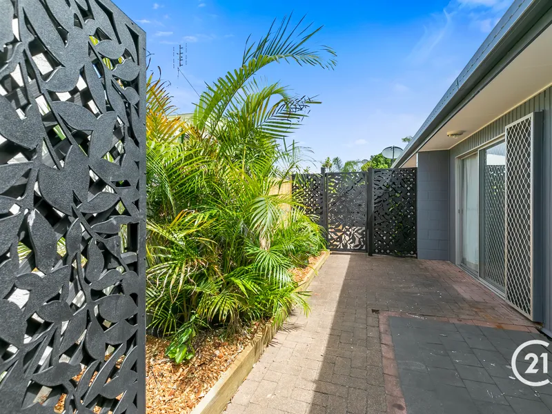 BRAND NEW RENOVATED – 2 BEDROOM UNIT WITH SEPARATE LAUNDRY AND 1 CARPORT - $600 P/W – AVAILABLE NOW