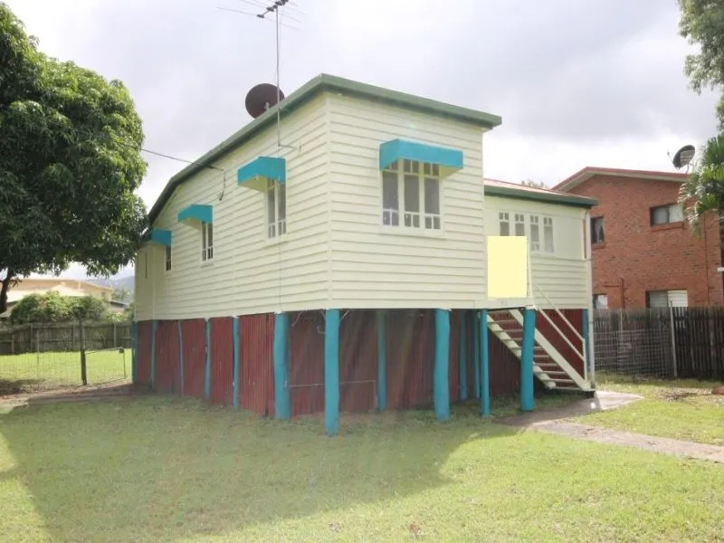 REDUCED FOR A QUICK SALE - TRADITIONAL HIGHSET WEATHERBOARD HOME ON A VALUEABLE 782m2 CORNER ALLOTMENT.