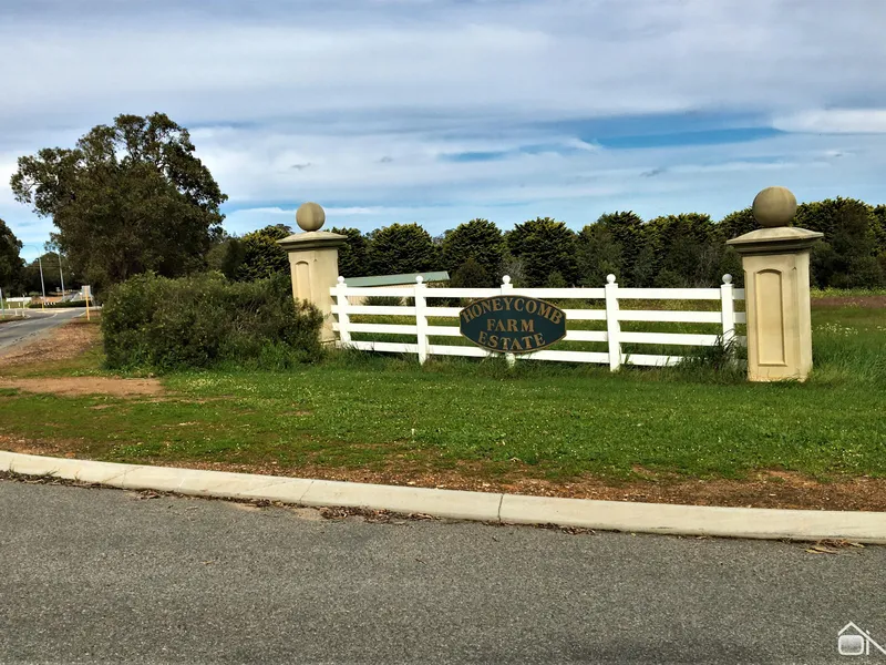 JUST OVER AN ACRE (Lot 227)