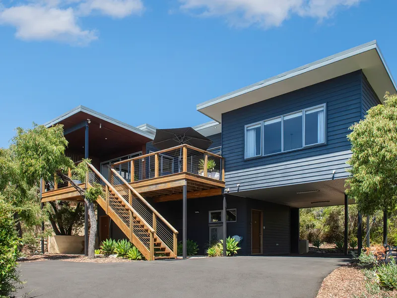Elegant Oceanside Retreat