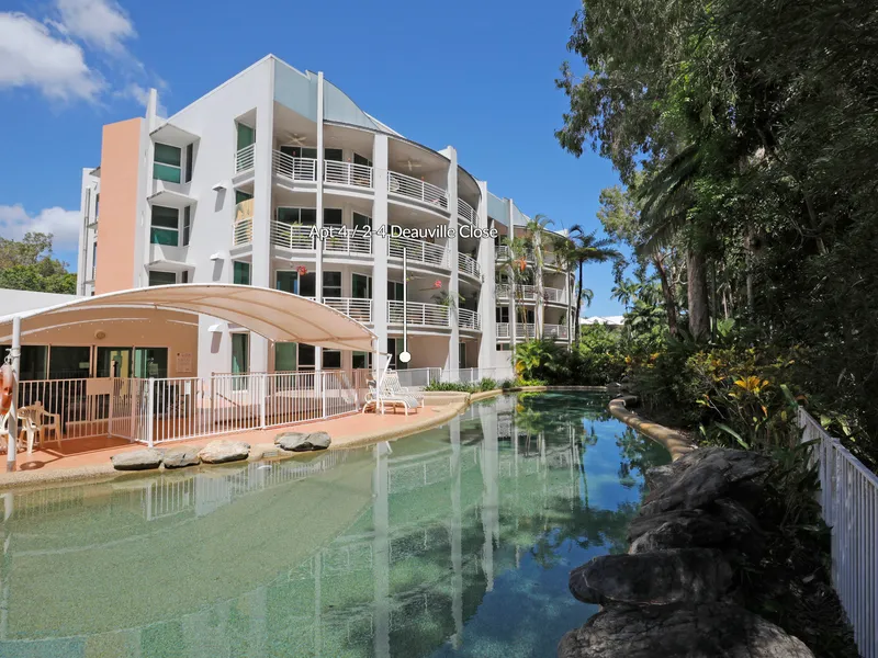 Beach Side Pent House Style Apartment !