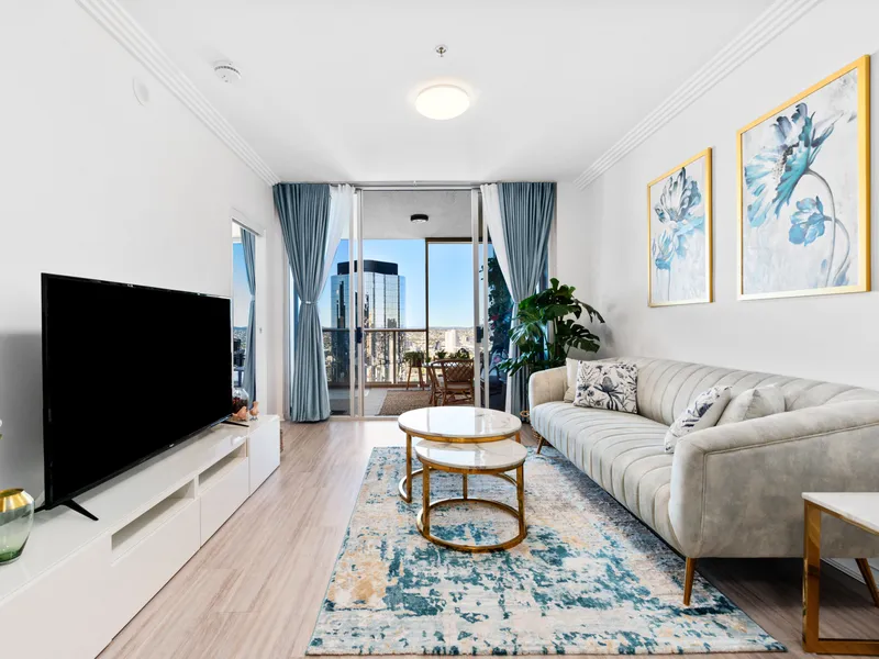 Truly Stunning High-Level Two Bedroom Apartment in Heart of CBD - Fully Furnished