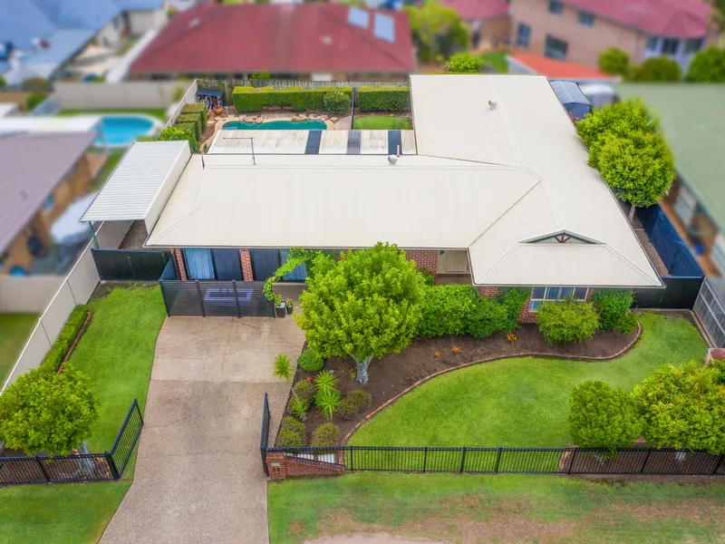 Large Family Home on OFFER!!!!