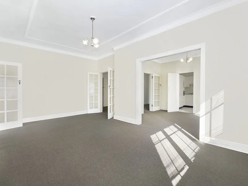 Huge Size Of A Semi Apartment With LUG