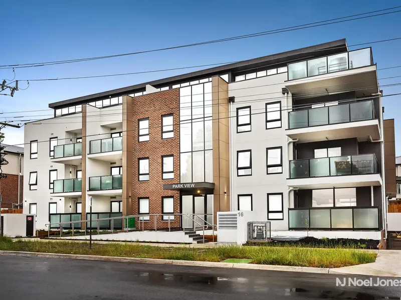 New Luxury Apartment In The Heart Of Croydon