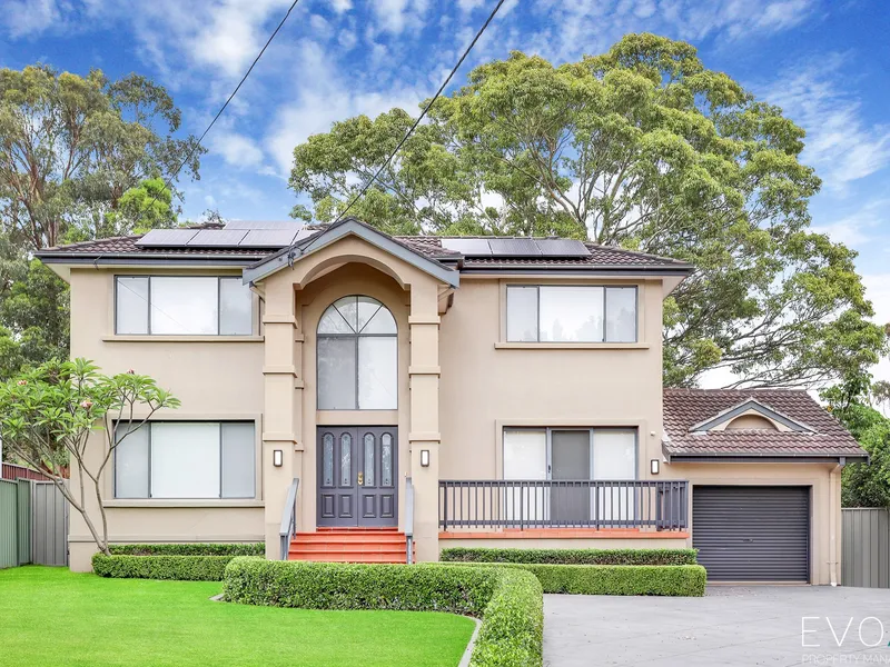 Oversized, family home - Pool maintenance included!