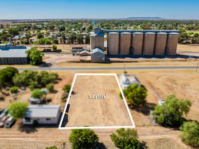 Land at the heart of Lockhart