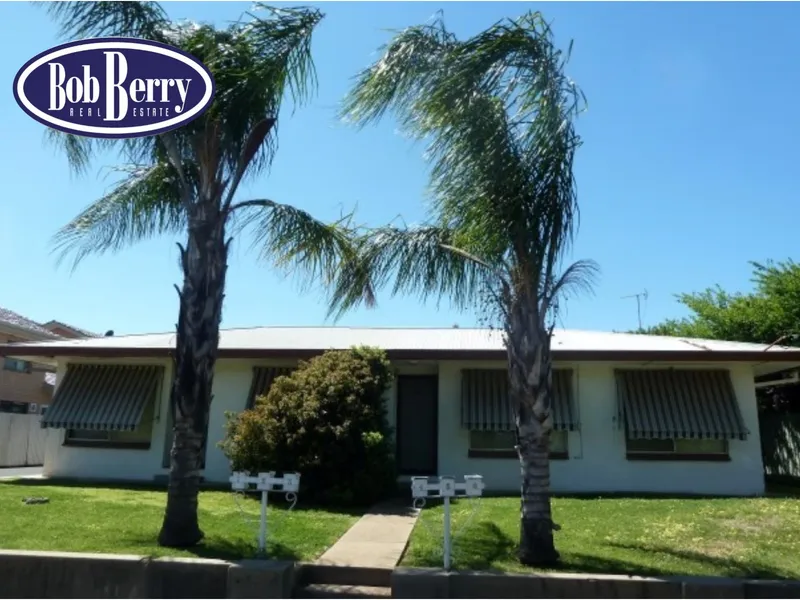 Two Bedroom Unit in Convenient Location