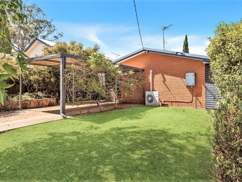 Ideal Starter Home or Investment!