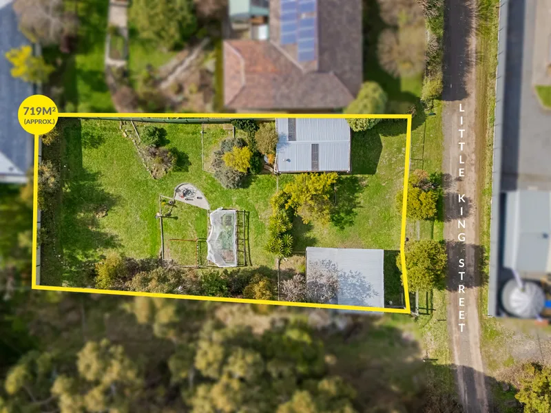 Build Your Dream Home with Stunning Bushland Views
