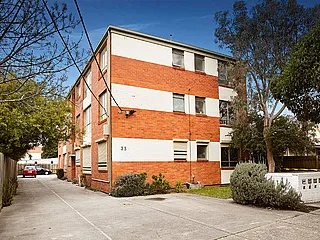 One Bedroom Apartment in Prime Location