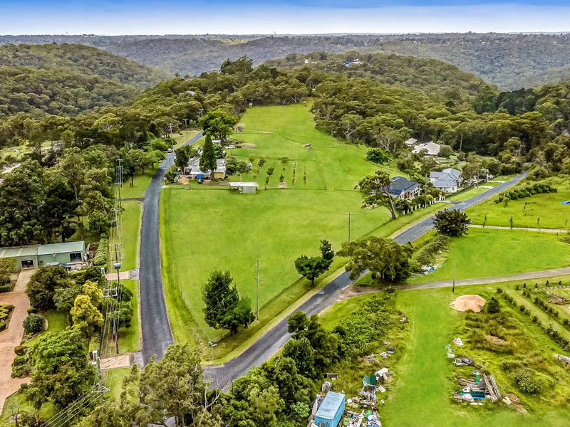 8 Acres of Premium Land
