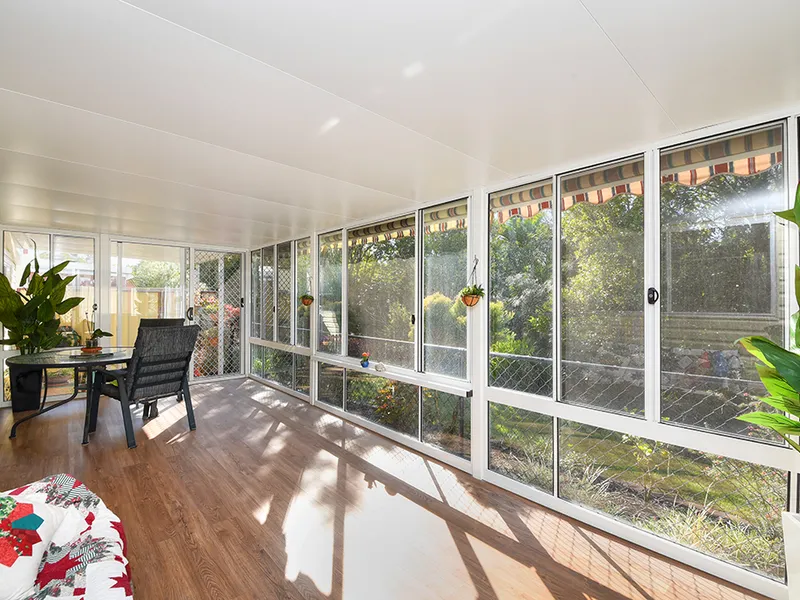 Ideal Location,Well Presented with a Huge Enclosed Sun Room over Looking The Resort Fauna.