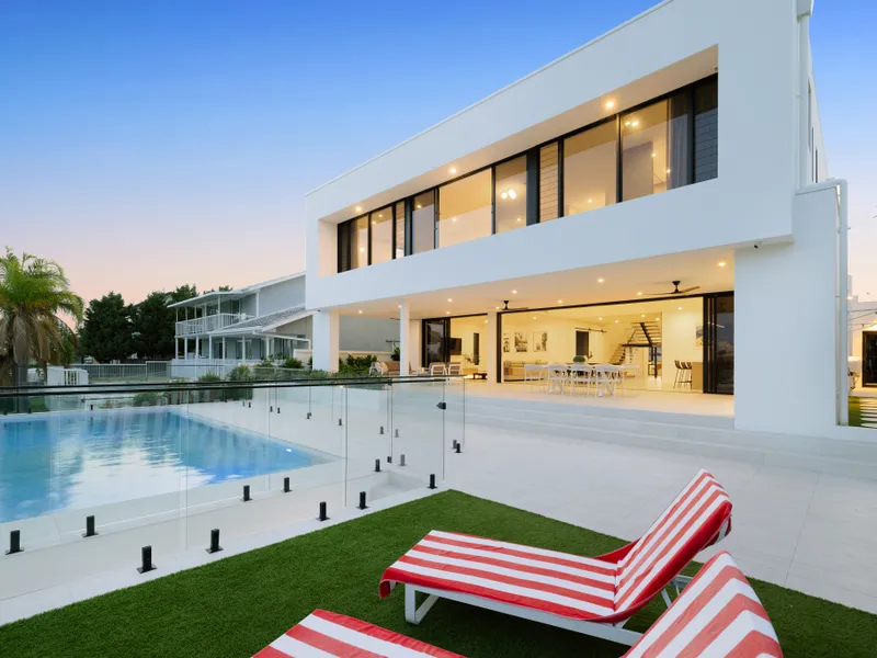 Architecturally Exquisite Waterfront Entertainer