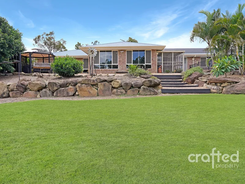 acreage life | Huge 5 bedroom Home + Barn Shed + Summer Pool (5079m2)