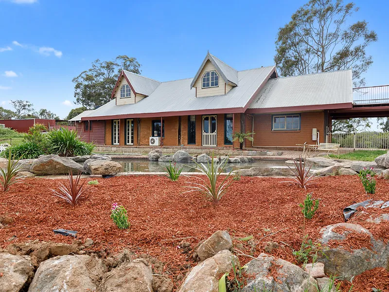 IN HEART OF STRATHBOGIE RANGES – 61.5 ACRES EUROA – VIOLET TOWN DISTRICT (MARRAWEENY)