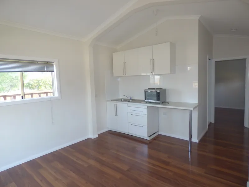 Modern Granny Flat - Great Location