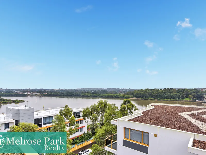 Bright & Spacious and Stunning Water Views!