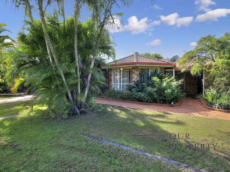 AUCTION ACTION - INNES PARK ACREAGE OPPORTUNITY - POOL PLUS SHED