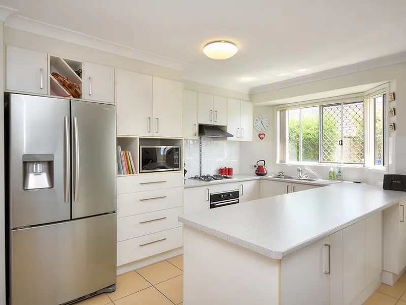 Immaculate Family Home Nothing to Spend Just Move in and Enjoy 