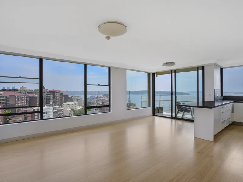 Renovated residence with spectacular harbour views | Unfurnished