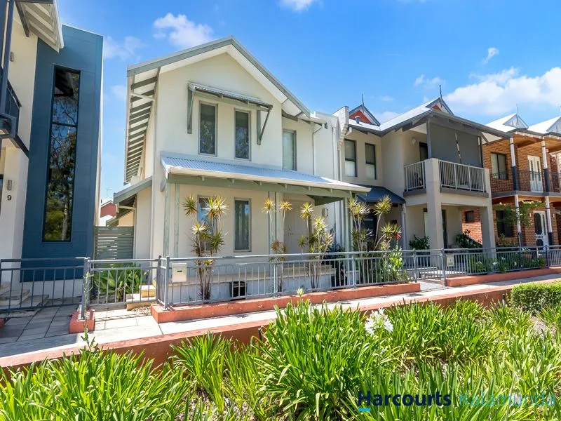 Under Offer by the house SOLD word in Real Estate