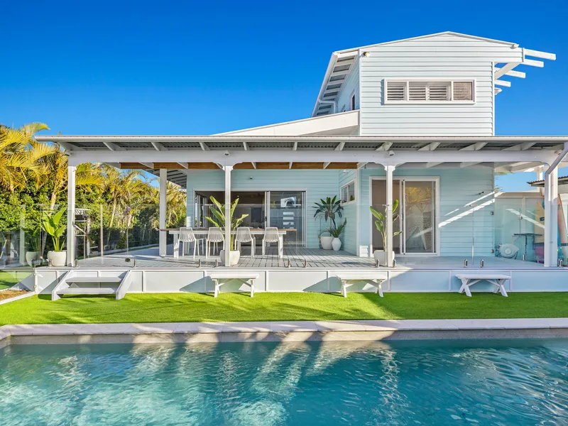 Relaxed Beach Inspired Pastel Perfection!