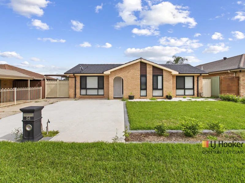 Modern Family Home with Pool & Outdoor Entertaining!