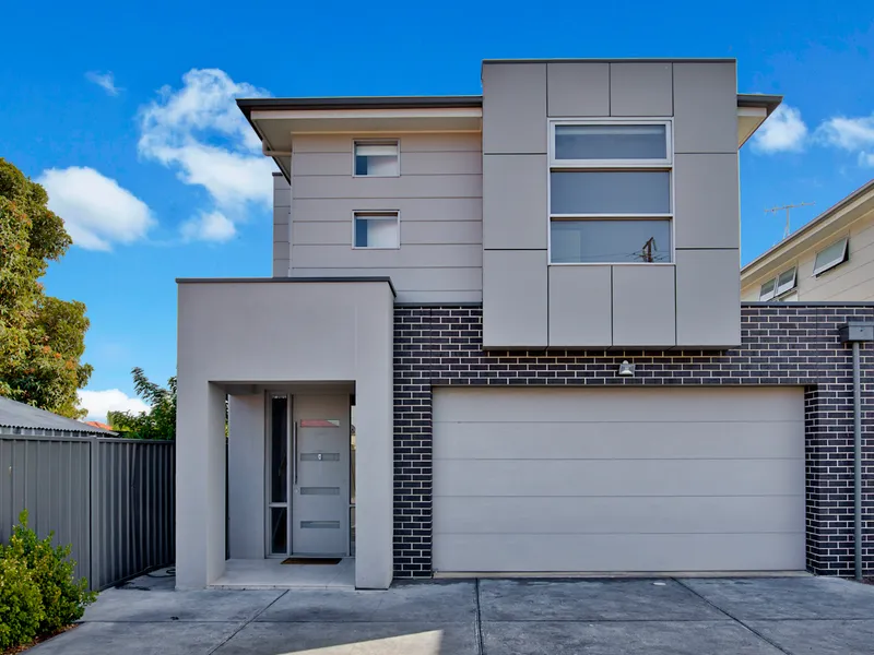 Spacious, Stylish & Simply Irresistible Opportunity.......