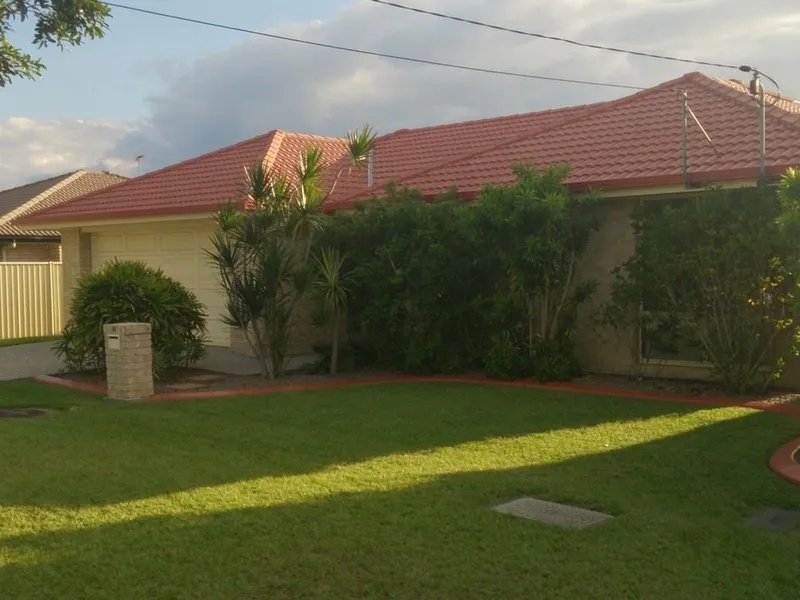 Open Plan Modern Home!!!