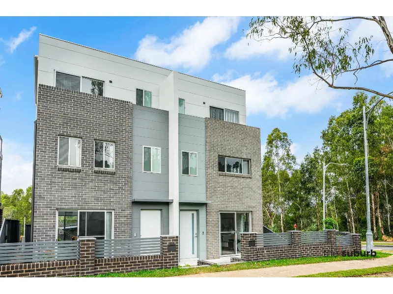 Stunning Near New Duplex