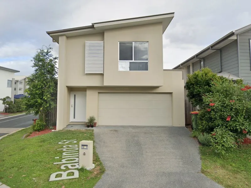 Immaculate Four Bedroom Home in Genesis Estate - Pool, Gym, BBQs, Security - Coomera